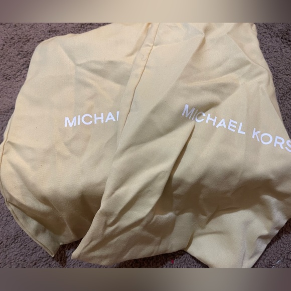 Michael Kors two tone bootie - Picture 9 of 9